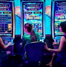 Meja Speed Baccarat langsung dengan dealer dan antarmuka pemain di platform kanzalia